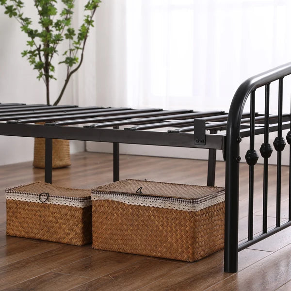 Curved Frame Iron Bed with Decorative Ball Detail